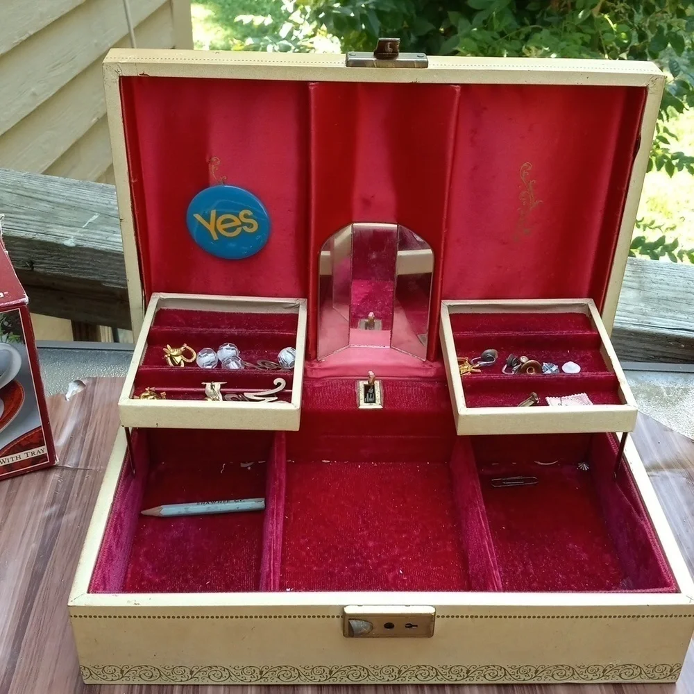 Vintage 1960s grandma's jewelry box red lined
